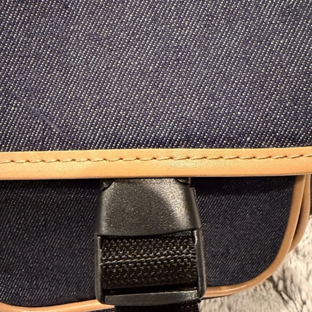 N/A stylish navy